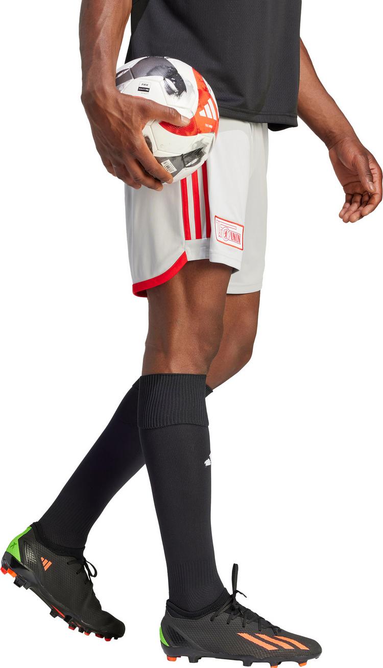 adidas adidas Union Berlin 23-24 Ausw&auml;rts Fu&szlig;ballshorts Herren - team light grey - 2 | SportScheck