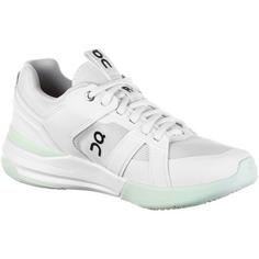 Rückansicht von On THE ROGER Clubhouse Pro Tennisschuhe Damen white-lima