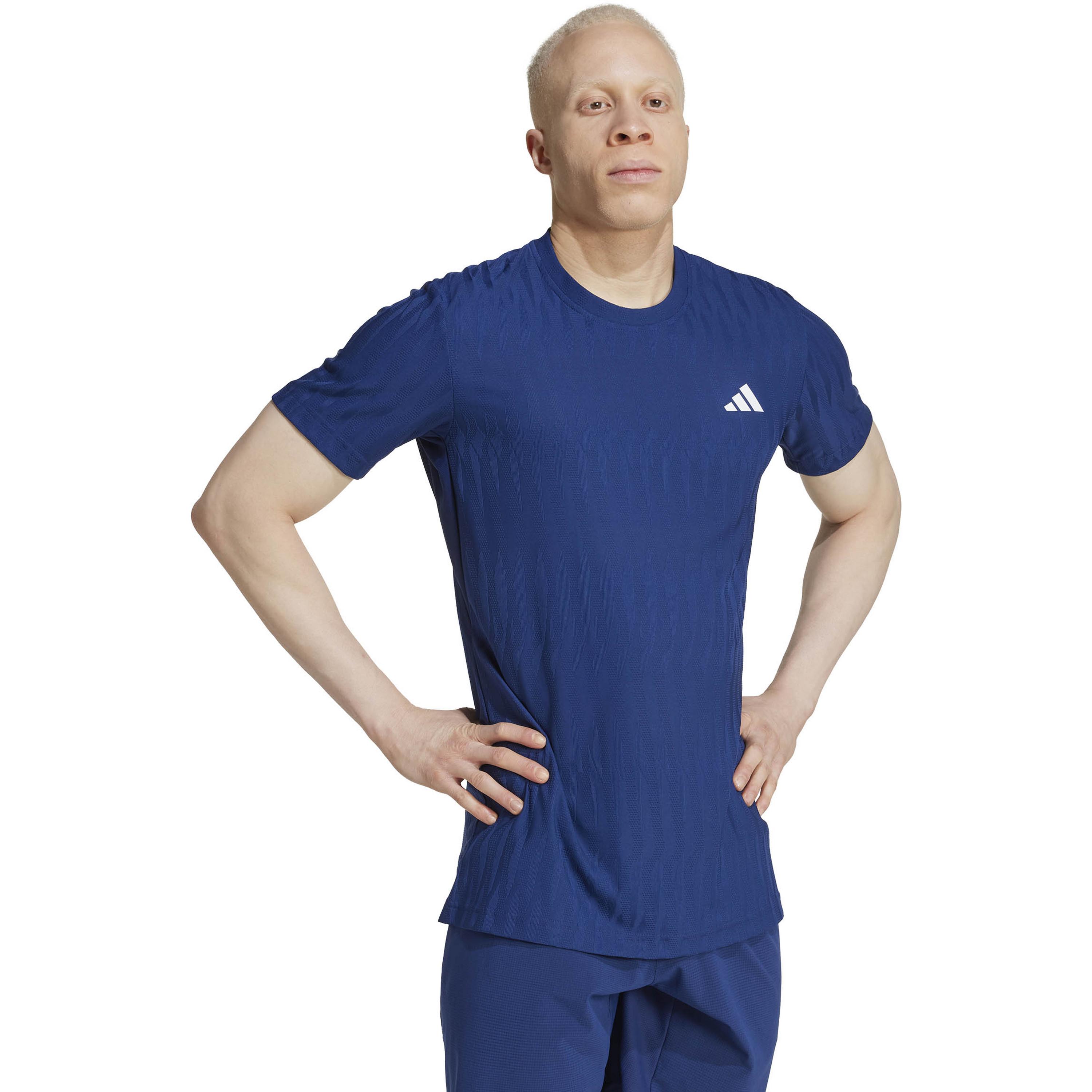 Thumbnail - adidas Freelift Tennisshirt Herren