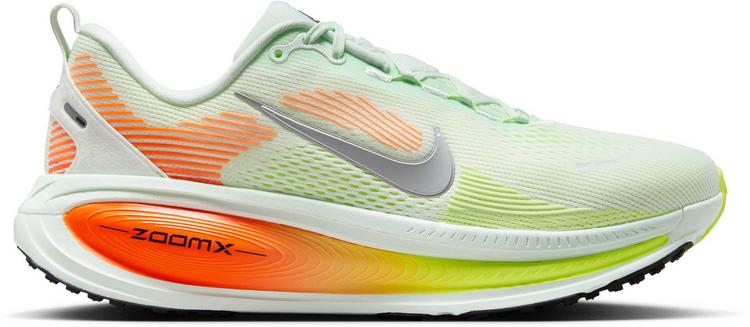 Nike Nike VOMERO 18 Laufschuhe Herren - barely green-metallic silver - 0 | SportScheck