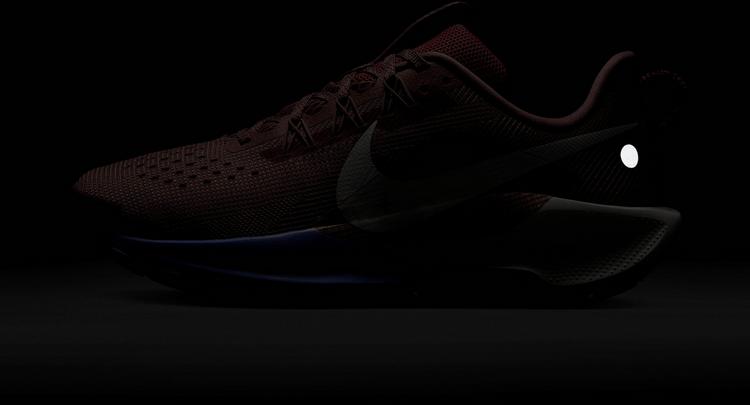 Nike Nike REACTX PEGASUS TRAIL 5 Laufschuhe Damen - red stardust-mars stone-sail-lilac ice - 6 | SportScheck