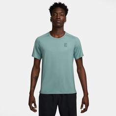 Rückansicht von Nike Advantage Tennisshirt Herren cannon-black