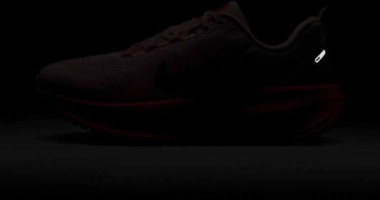 Nike Nike Vomero 18 Laufschuhe Damen - atmosphere-black-bright crimson - 7 | SportScheck