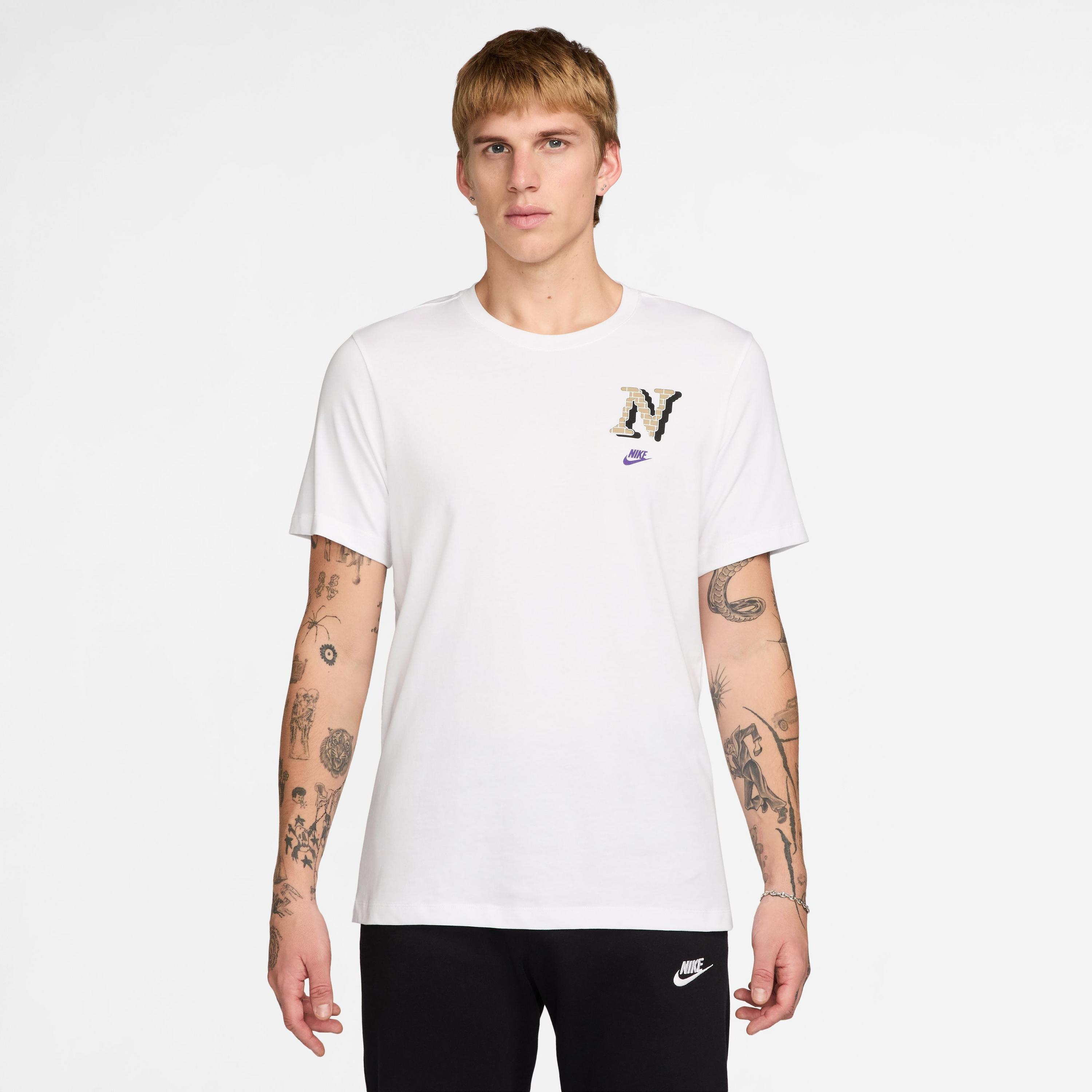 Thumbnail - Nike Club Neo Varsity T-Shirt Herren