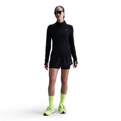 Rückansicht von Nike SWIFT Funktionsshirt Damen black-reflective silv