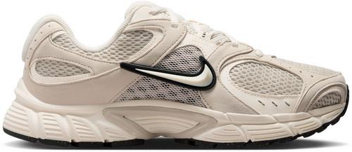 Nike V5 RNR Sneaker Damen