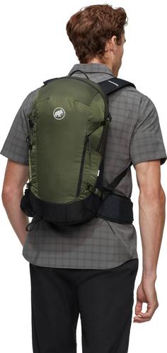 Rückansicht von Mammut Lithium 20 Wanderrucksack dark marsh-black