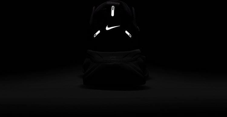 Nike Nike Vomero 18 Laufschuhe Herren - black-summit white-coconut milk - 6 | SportScheck