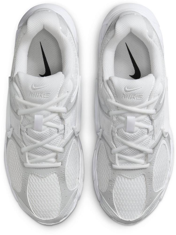 Nike Nike V5 RNR Sneaker Damen - white-white-black-metallic silver - 0 | SportScheck