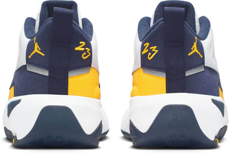 Nike Nike JORDAN MAX AURA 7 Basketballschuhe Herren - white-university gold-obsidian - 2 | SportScheck