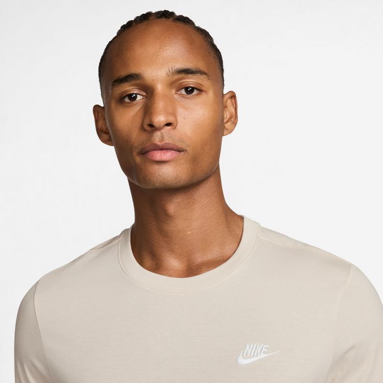 Nike Nike Club T-Shirt Herren - lt orewood brn - 2 | SportScheck