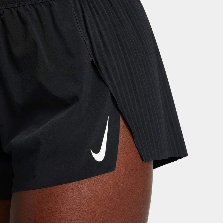 Nike Nike ARSWFT DFADV Laufshorts Damen - black-white - 6 | SportScheck