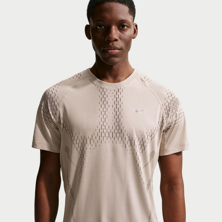 Nike Nike DFADV STRIDE NVLTY Funktionsshirt Herren - cream ii-mink brown-reflective silv - 2 | SportScheck