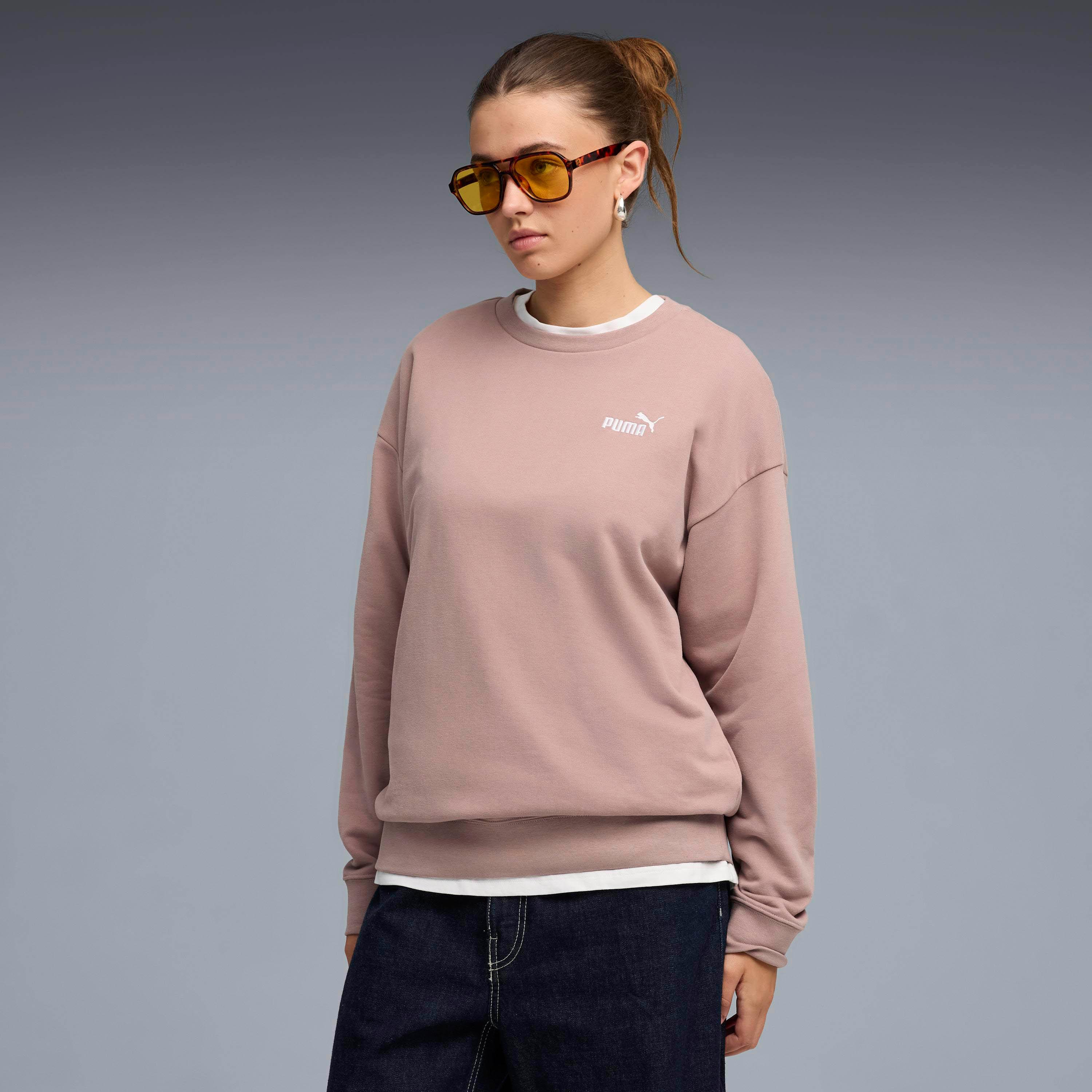 Thumbnail - PUMA ESS Small No. 1 Logo Relaxed Crew TR Sweatshirt Damen