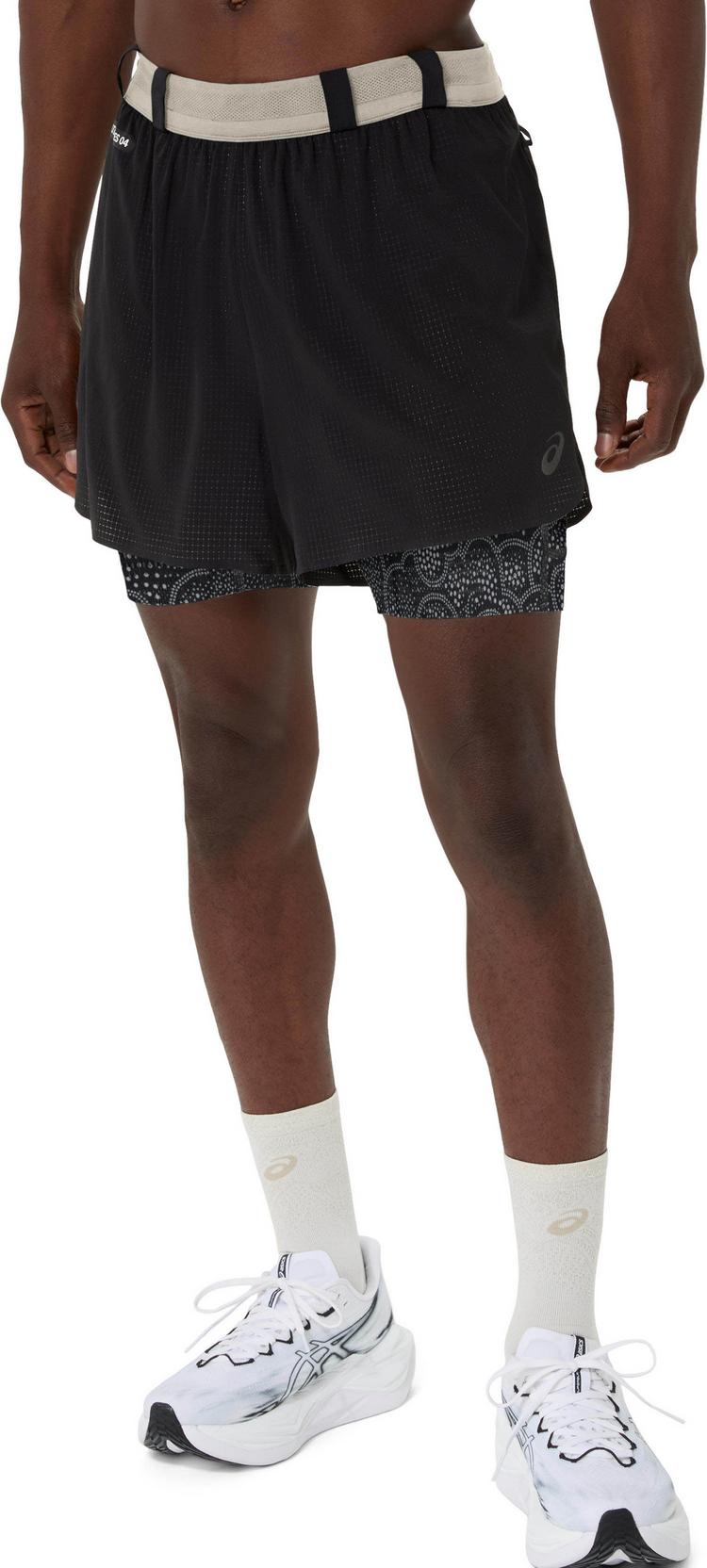 ASICS ASICS METARUN 4IN 2-N-1 Laufshorts Herren - performance black-cream - 0 | SportScheck