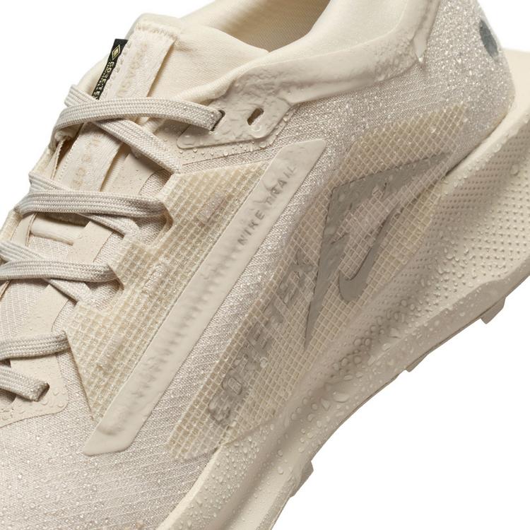 Nike Nike W PEGASUS TRAIL 5 GTX Laufschuhe Damen - lt orewood brn-cream ii-safety oran - 6 | SportScheck
