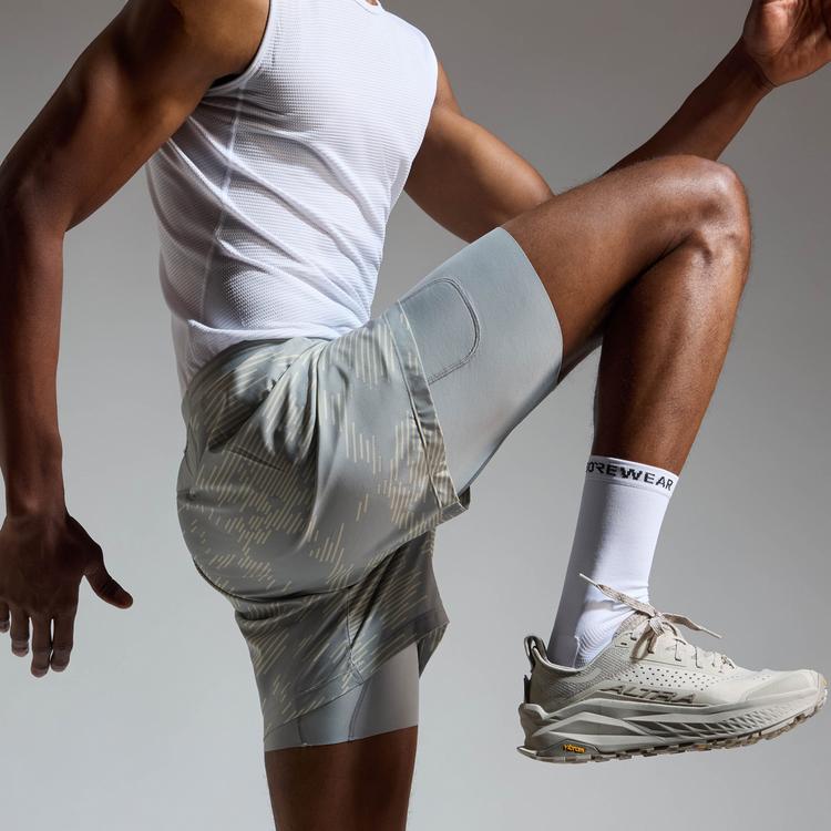 GOREWEAR GOREWEAR CONCURVE 5 Electro Laufshorts Herren - crushedlab gray-tech beige - 3 | SportScheck