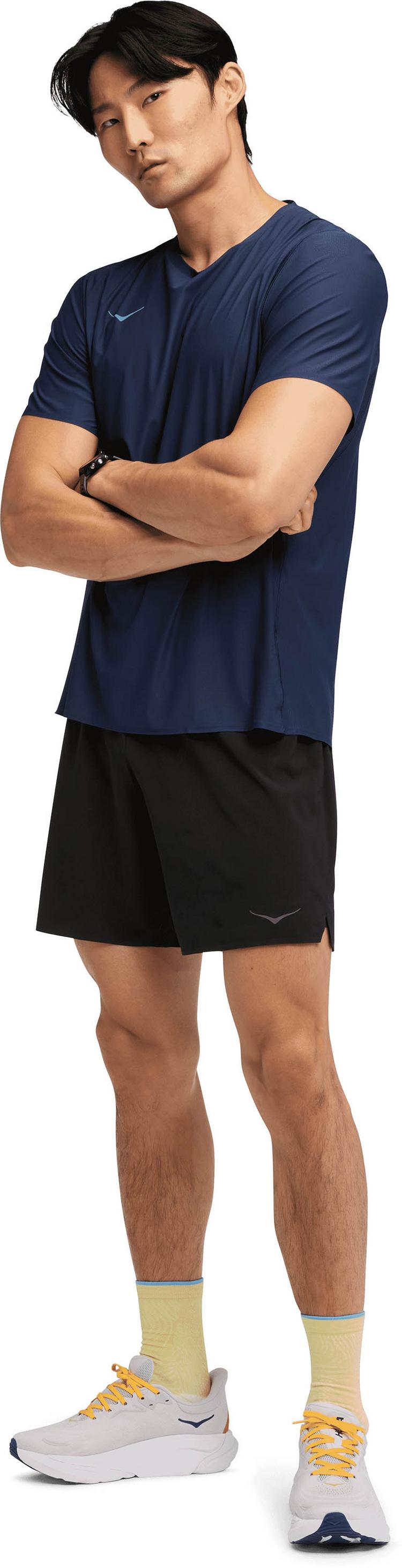 HOKA HOKA GLIDE 7'' Funktionsshorts Herren - black - 2 | SportScheck