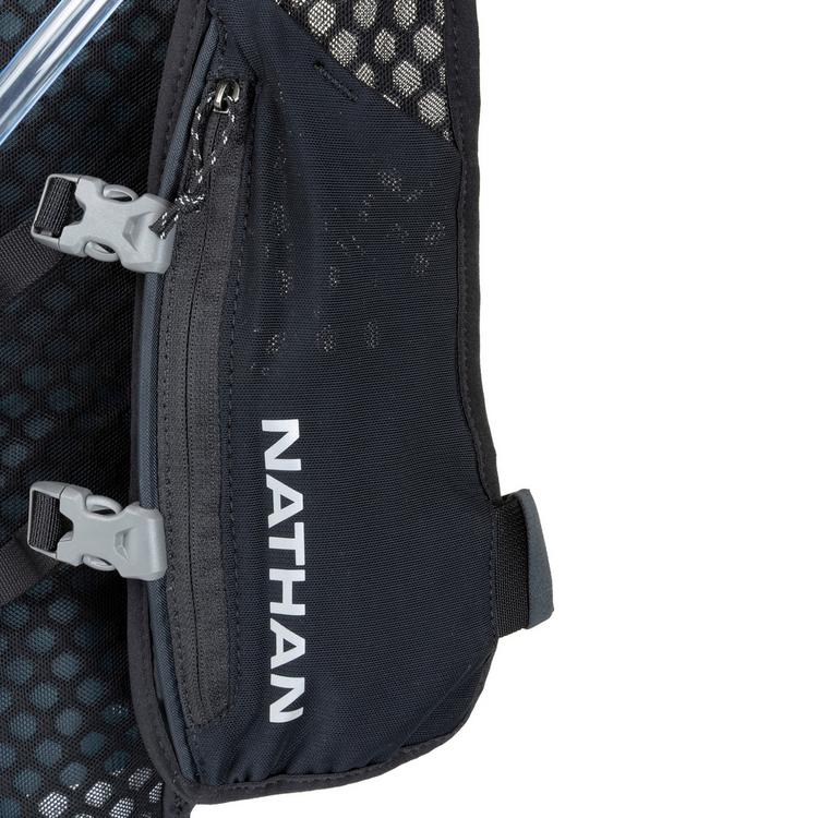 NATHAN NATHAN QuickStart 3.0 6L Trinkrucksack - black-reflective silver - 0 | SportScheck