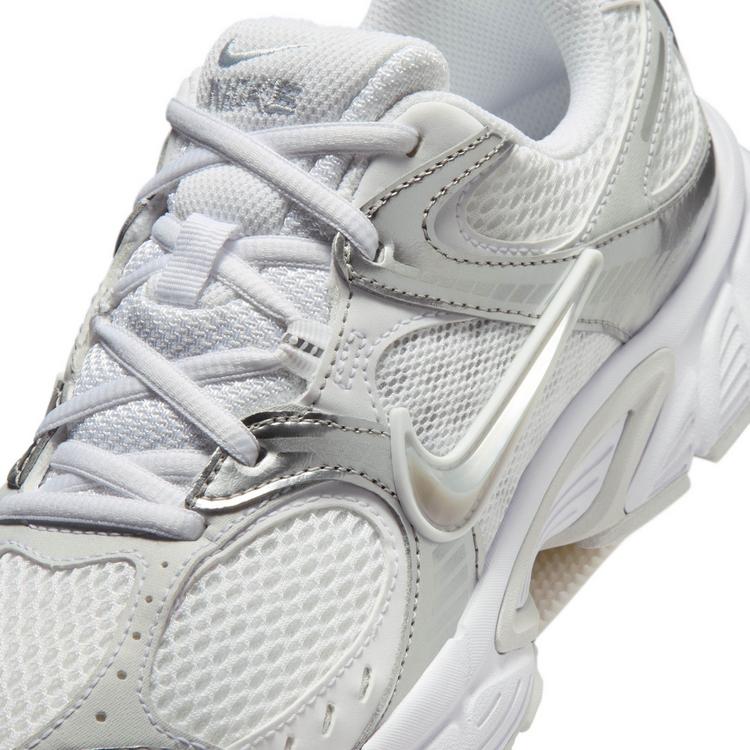Nike Nike V5 RNR Sneaker Damen - white-metallic silver-mtlc platinum - 4 | SportScheck
