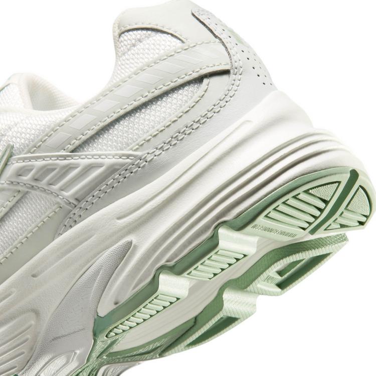 Nike Nike Initiator Sneaker Damen - summit white-steam-spruce aura - 5 | SportScheck