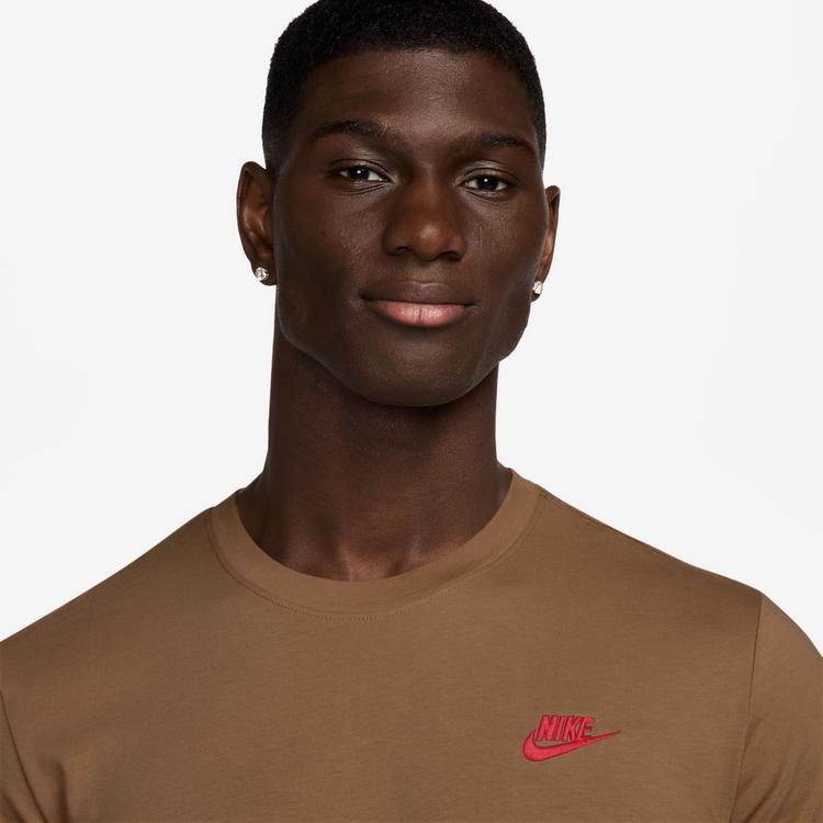 Nike Nike Club T-Shirt Herren - ale brown-tough red - 2 | SportScheck