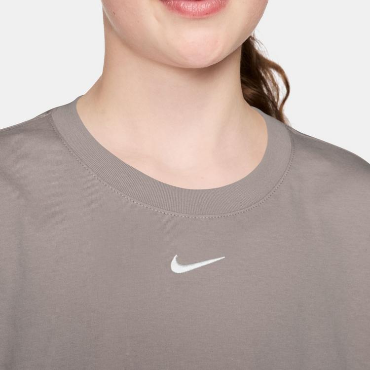 Nike Nike NSW Essentiell T-Shirt M&auml;dchen - moon particle - 2 | SportScheck