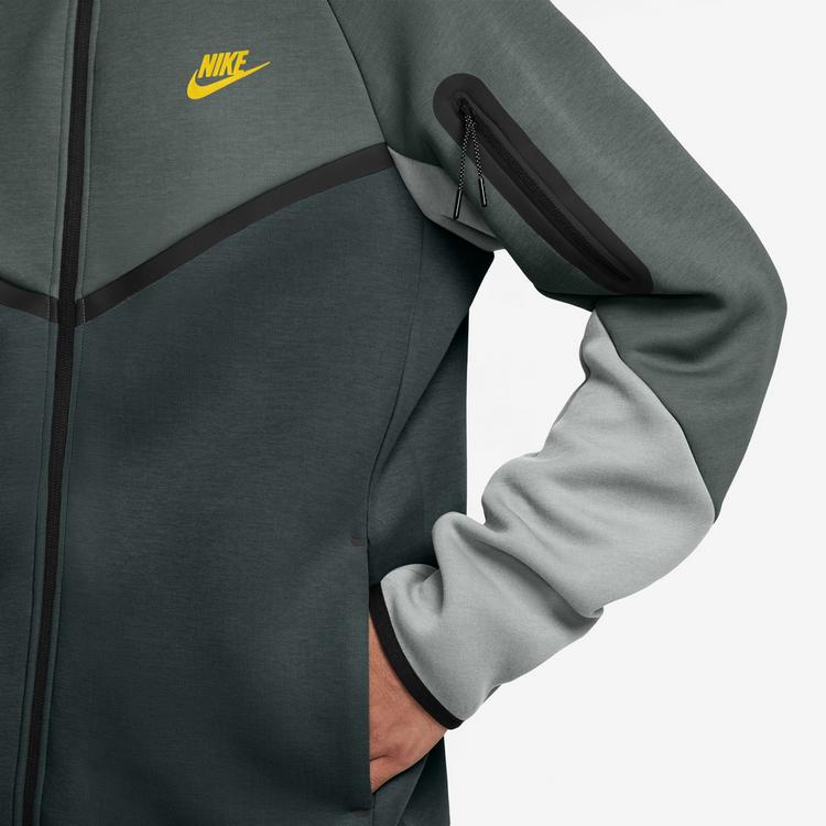 Nike Nike Tech Fleece Trainingsjacke Herren - camo green-black spruce-chrome yell - 2 | SportScheck