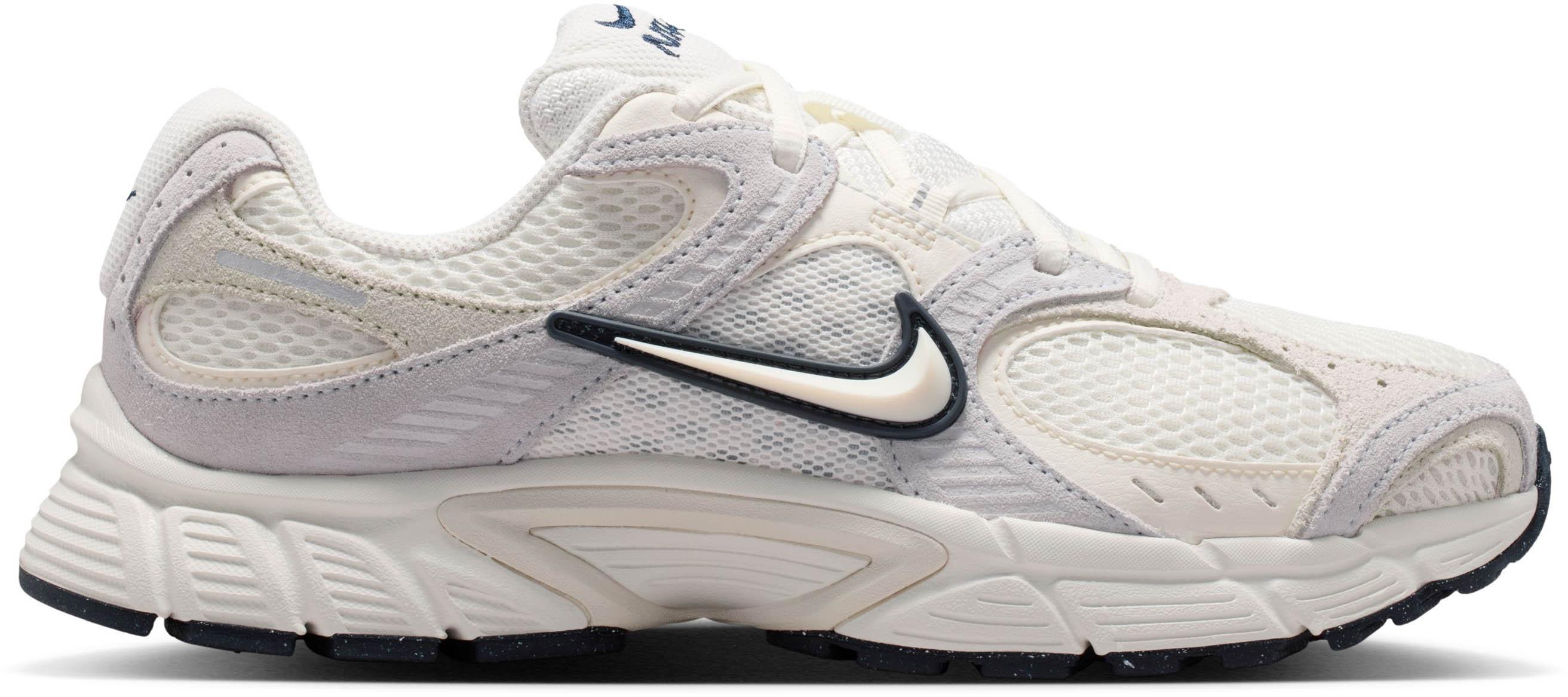 Nike V5 RNR Suede Sneaker Damen