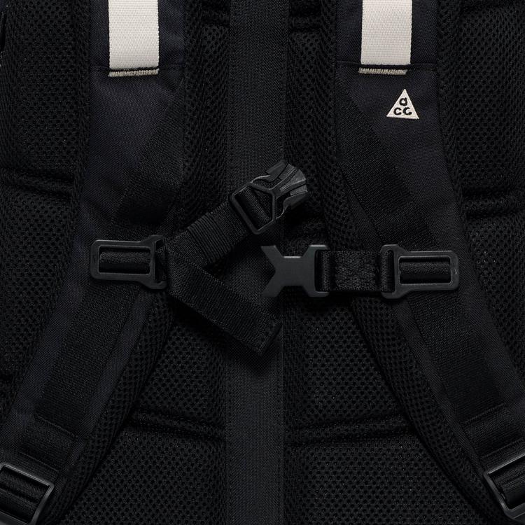 Nike Nike ACG DAYMAX 25l Daypack - black-college grey-college grey - 9 | SportScheck