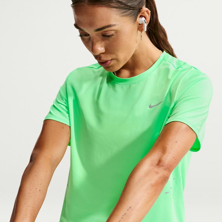 Nike Nike SWIFT Funktionsshirt Damen - illusion green-reflective silv - 5 | SportScheck
