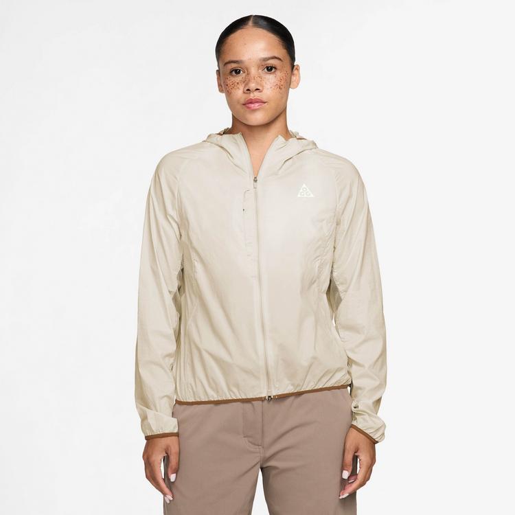 Nike Nike ACG UV AIREEZ Laufjacke Damen - lt orewood brn-summit white - 0 | SportScheck