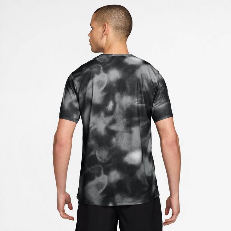Nike Nike MILER Funktionsshirt Herren - black-reflective silv - 1 | SportScheck