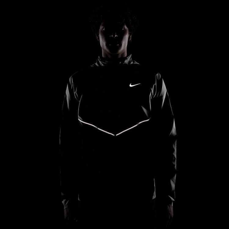 Nike Nike MILER Laufjacke Herren - black-black-reflective silv - 6 | SportScheck
