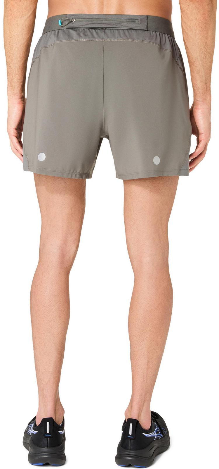 ASICS ASICS ROAD 5IN Laufshorts Herren - truffle grey - 1 | SportScheck