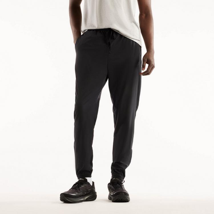 NEW BALANCE NEW BALANCE Essential Laufhose Herren - bk - 0 | SportScheck