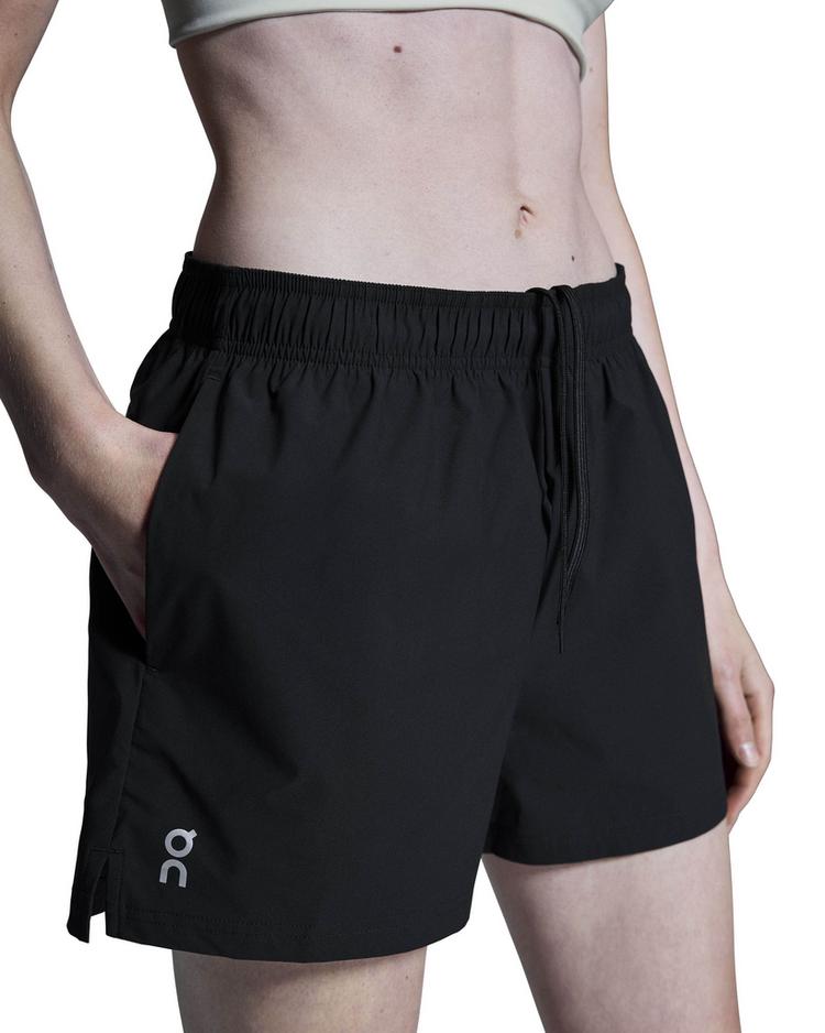 On On 3" Core Shorts Laufshorts Damen - black - 0 | SportScheck