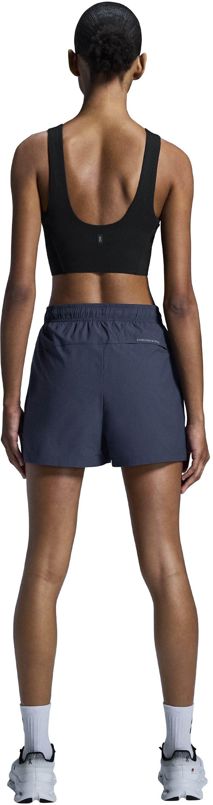 On On Core 2-in-1 Crop Croptop Damen - black - 6 | SportScheck