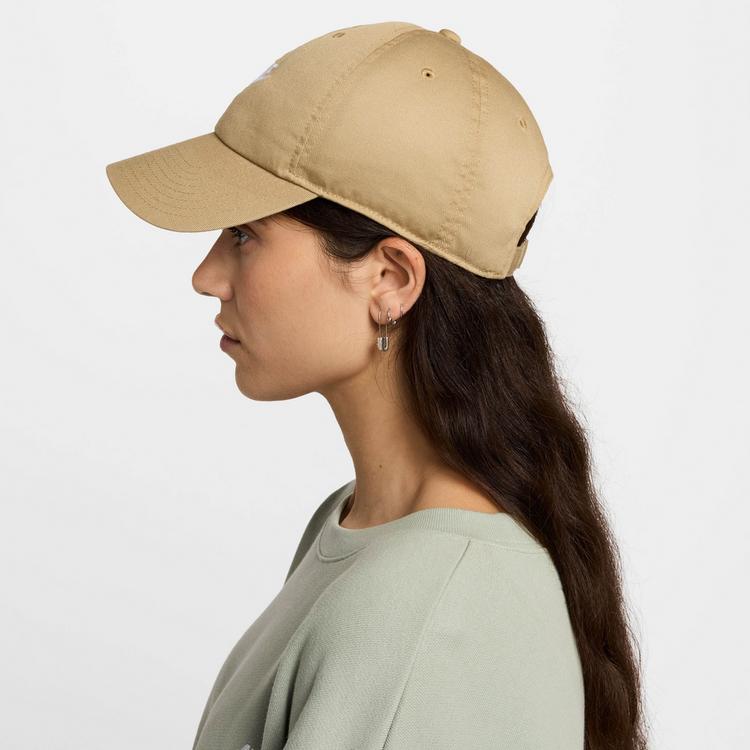 Nike Nike Club Futura Cap - parachute beige-white - 2 | SportScheck