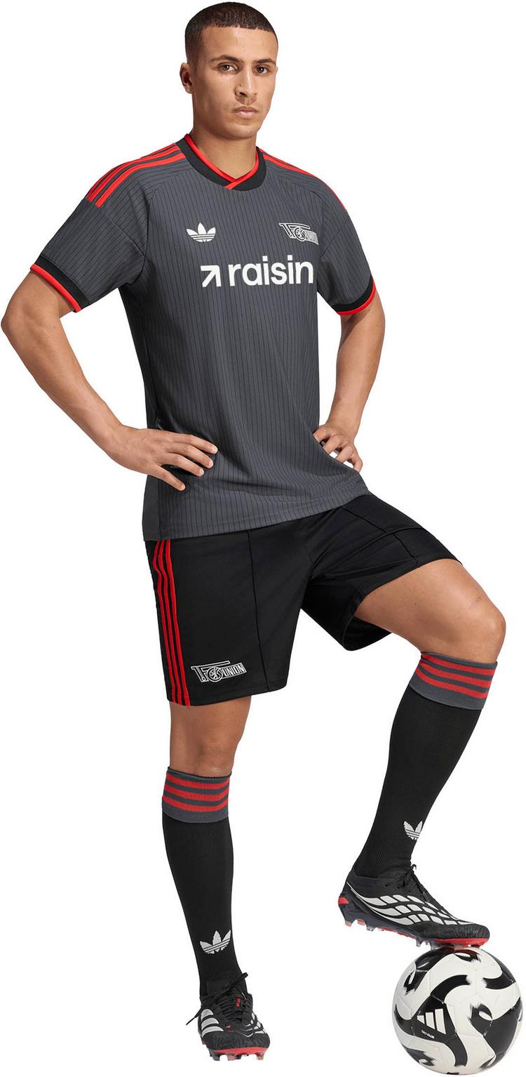 adidas adidas 1. FC Union Berlin 26-27 Ausw&auml;rts Teamtrikot Herren - carbon-black-actred - 2 | SportScheck