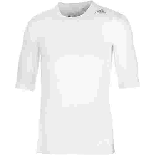 adidas Tech Fit Base Funktionsshirt Herren weiß im Online Shop von SportScheck kaufen adidas Tech Fit Base Funktionsshirt Herren weiß im Online Shop von SportScheck kaufen