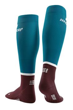 Rückansicht von CEP The Run Tall Laufsocken Herren petrol-dark red