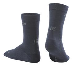 Rückansicht von CEP Allday Recovery Mid Cut Laufsocken Damen dark blue