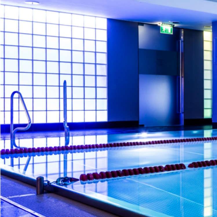 Holmes Place Fitnessstudio-Ticket