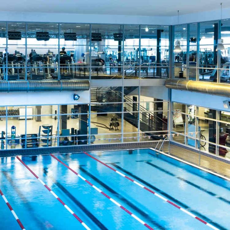 Holmes Place Fitnessstudio-Ticket