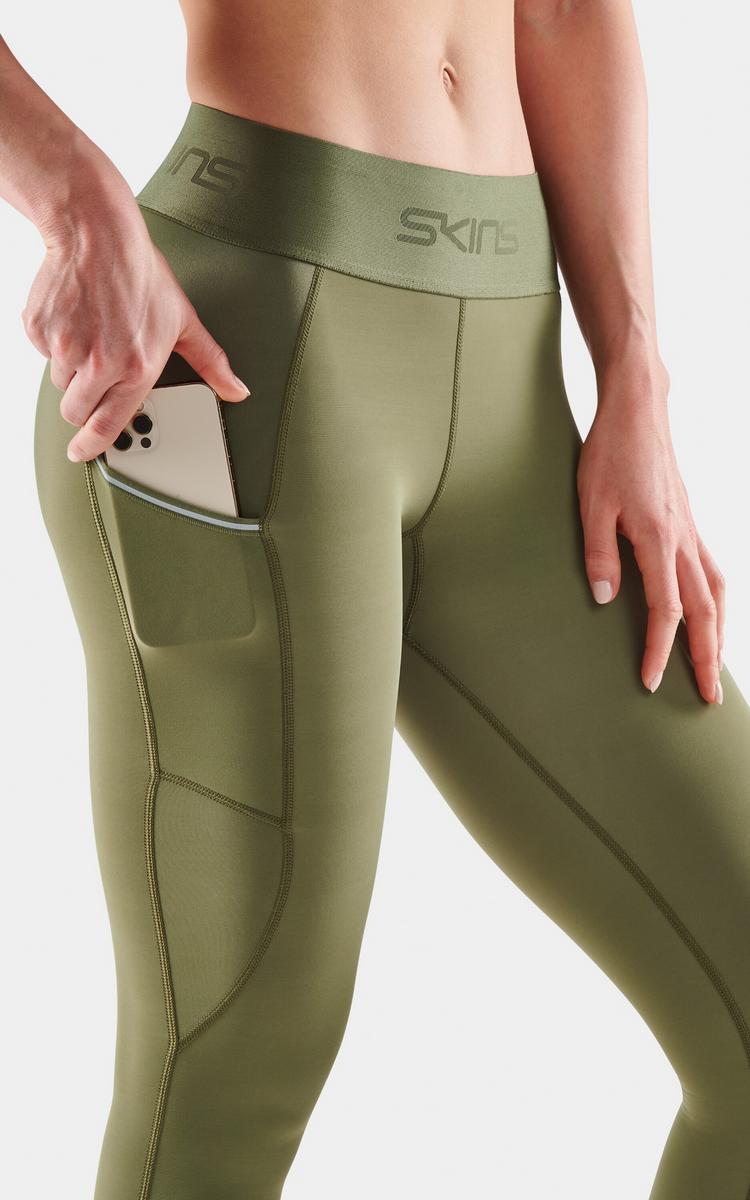 Skins Skins S3 Thermal Long Tight Tights Damen - khaki - 7 | SportScheck
