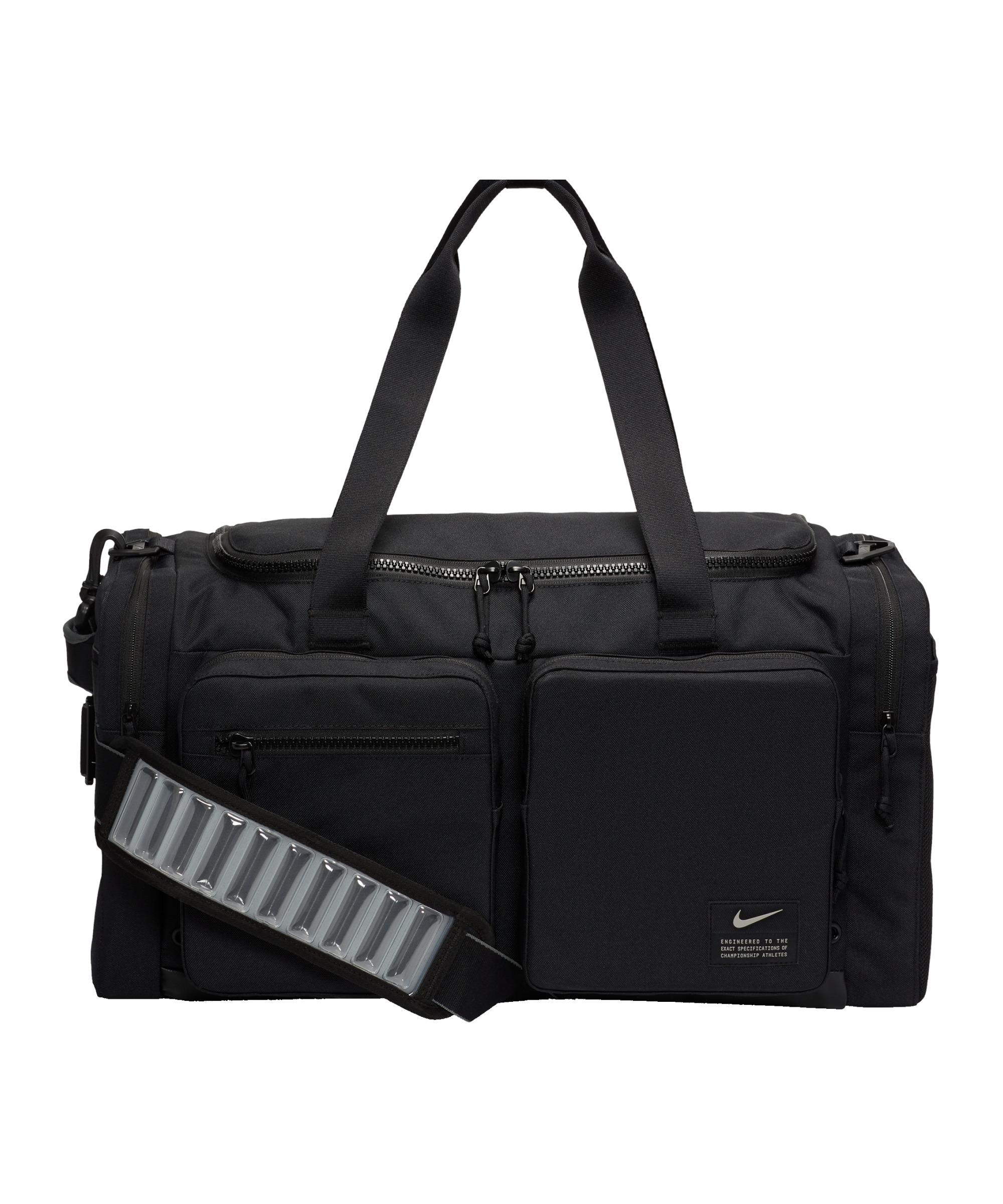 Nike Utility Power M Sporttasche black-black-enigma stone im 