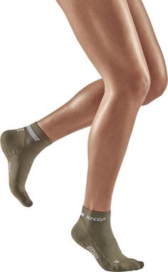 Rückansicht von CEP THE RUN COMPRESSION SOCKS LOW CUT Laufsocken Damen olive