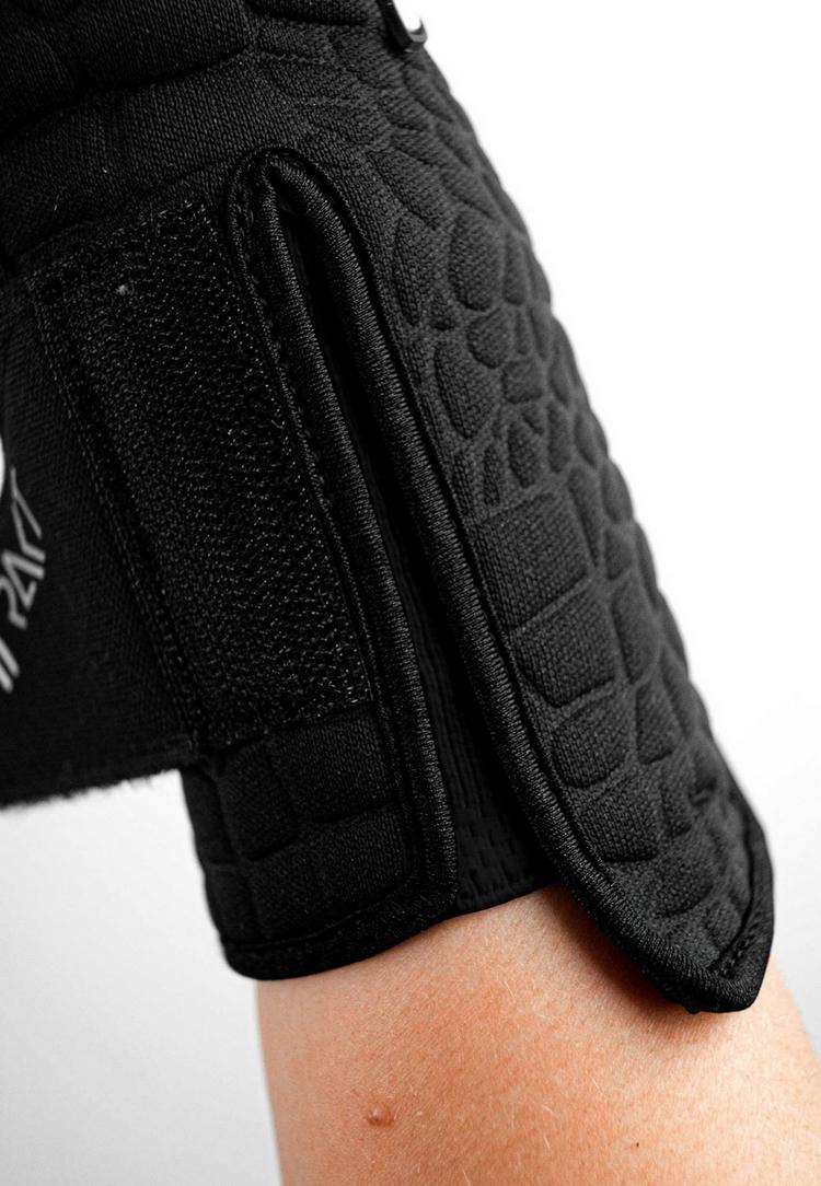 Reusch Reusch Attrakt Infinity Resistor AdaptiveFlex Torwarthandschuhe - 7700 black - 7 | SportScheck
