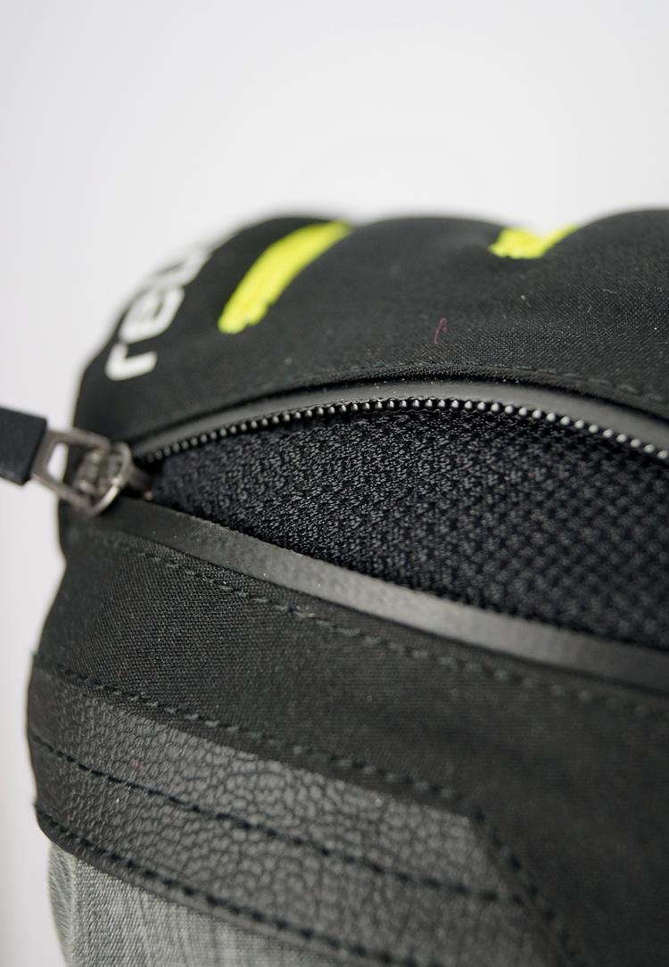 Reusch Reusch Travis GORE-TEX Junior Handschuh Kinder - 7686 blck/blck mel/safety yell - 3 | SportScheck